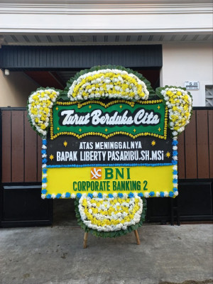 Papan Bunga Duka di Bungkal